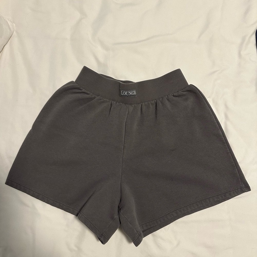 LOUNGE Gray Crop Top and Short Set - Picture 6 of 10